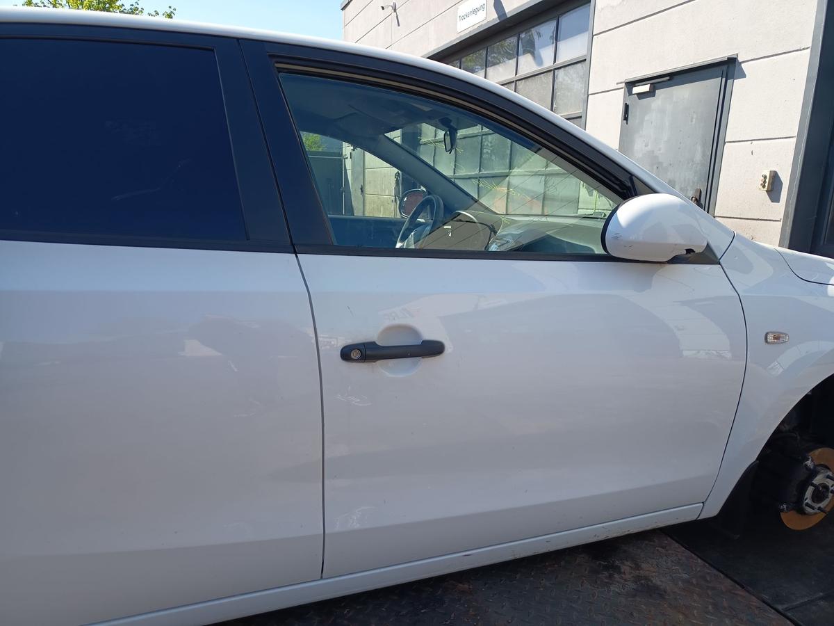 Hyundai I30 FD original T&uuml;r vorne rechts Crystal White Baujahr 2009