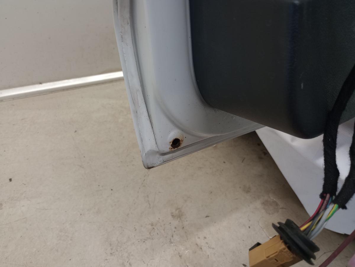 VW Sharan orig Heckklappe mit Scheibe LA9B Schneeweiß Bj 2003