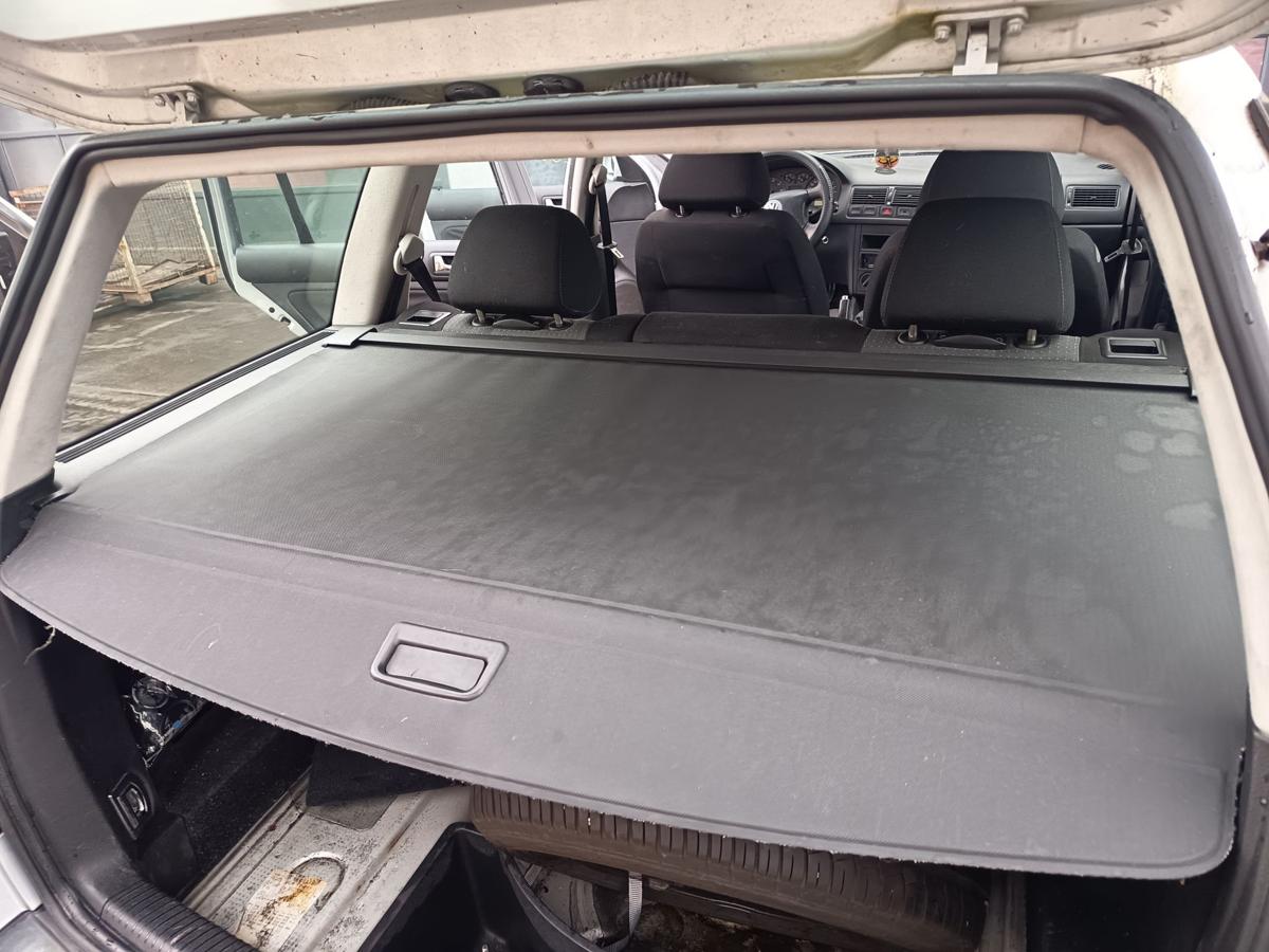 VW Golf IV Variant original Laderaumabdeckung Rollo Hutablage anthrazit Bj 2003