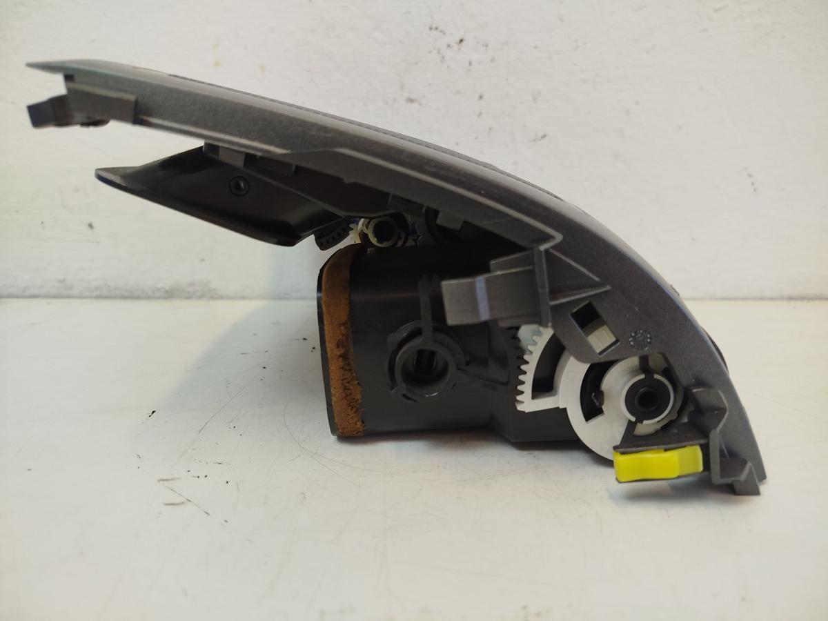 Toyota Auris E150 Luftd&uuml;sen mitte MIttelkonsole Luftduschen Ausstr&ouml;mer