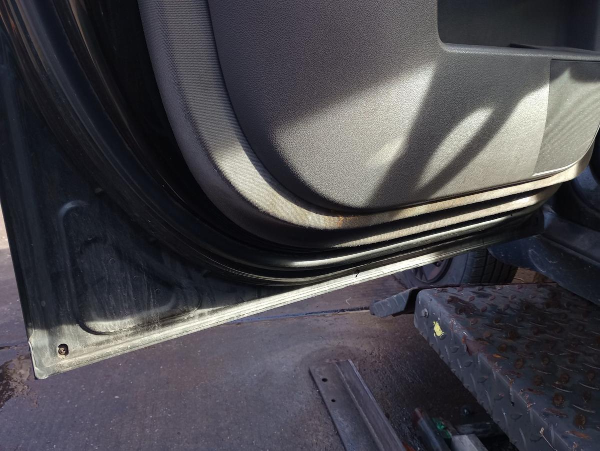 Audi A2 orig Tür vorn links Fahrertür LZ6S Piniengrün Bj 2001