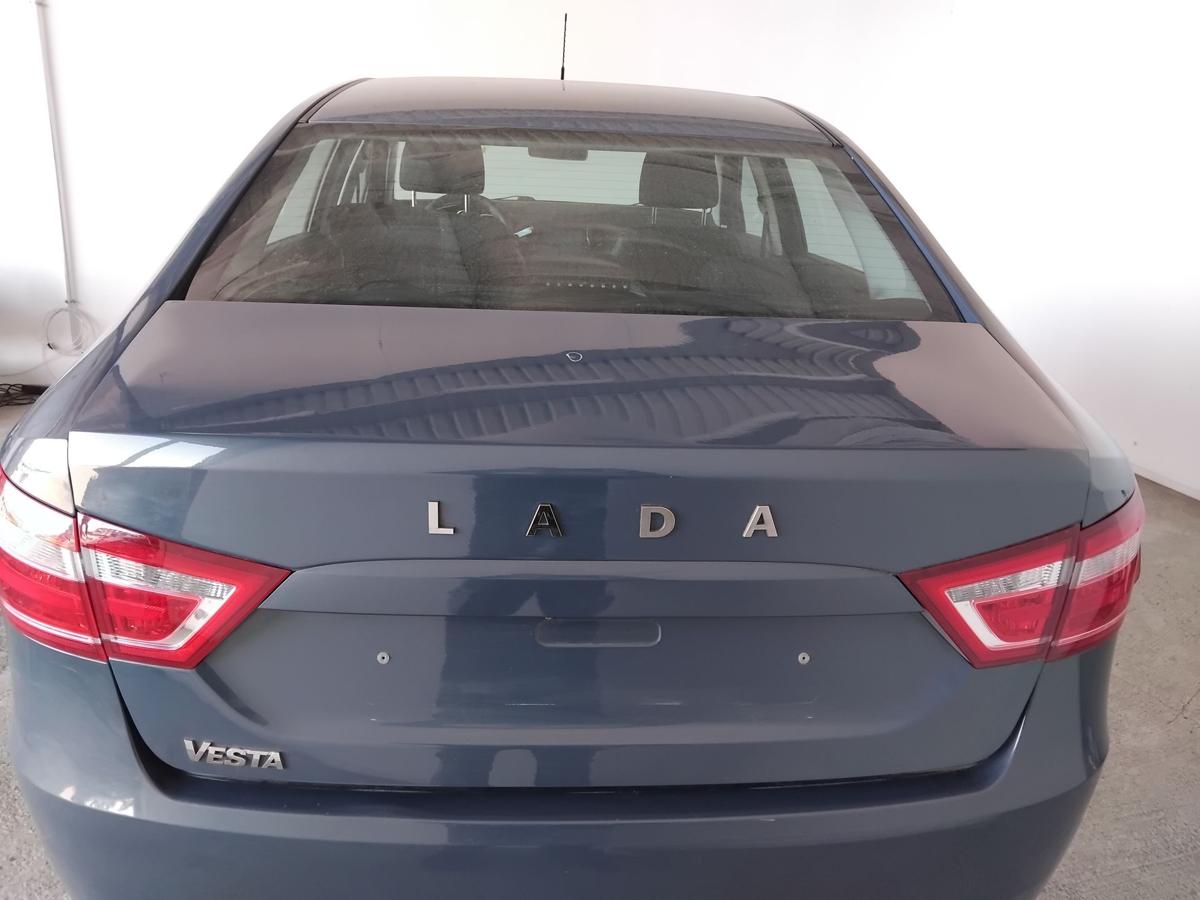 Lada Vesta GF Limousine Heckklappe 492 blues perl 4-t&uuml;rig BJ2019