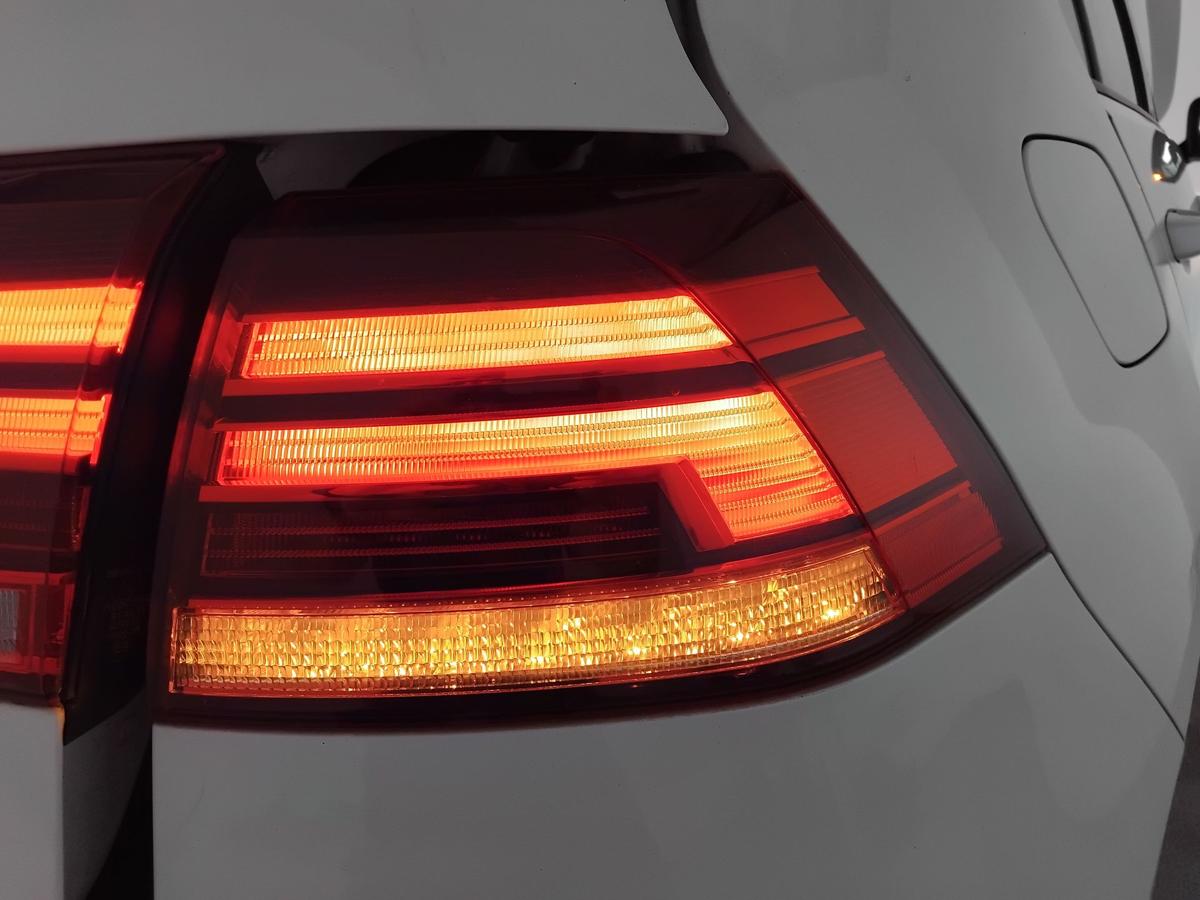 VW Golf 7 Facelift orig R&uuml;ckleuchte Heckleuchte rechts au&szlig;en LED Flie&szlig;heck BJ19