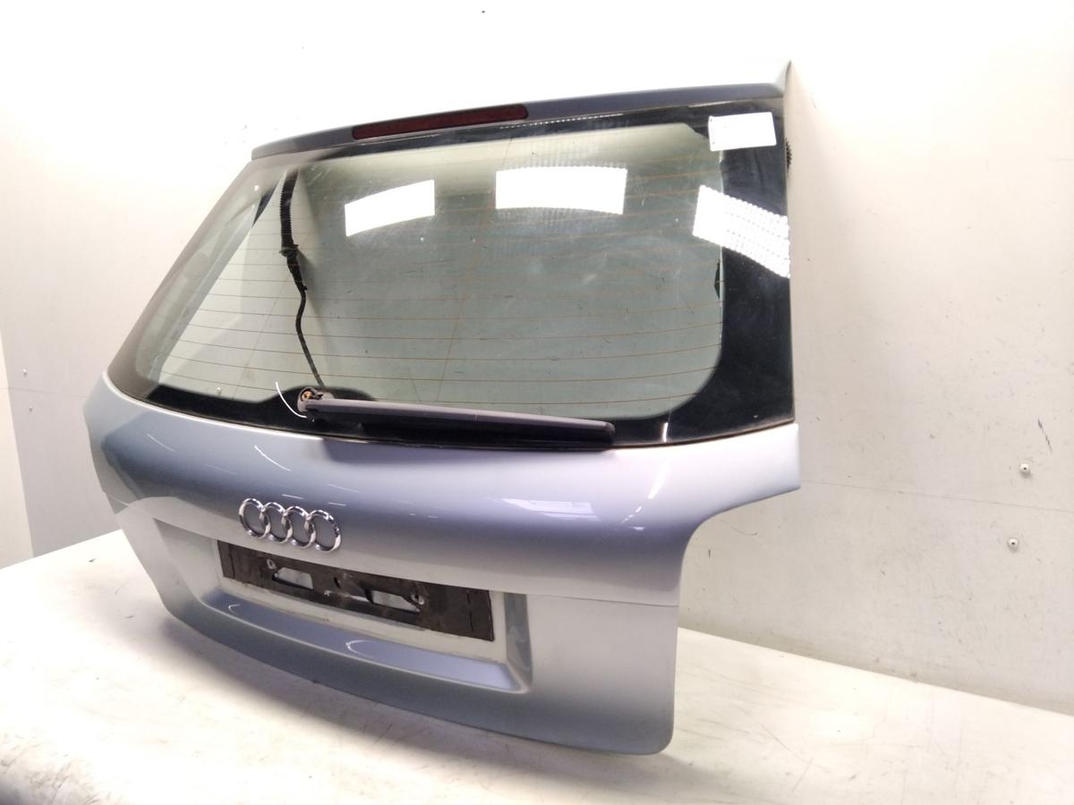 Audi A3 8P Heckklappe 3-türig kristallblaumetallic LY7R inkl. Scheibe BJ2003