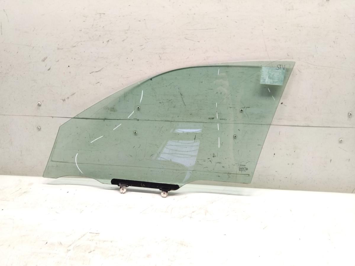 Toyota Avensis T22 original T&uuml;rscheibe vorn rechts gr&uuml;ncolor BJ2002