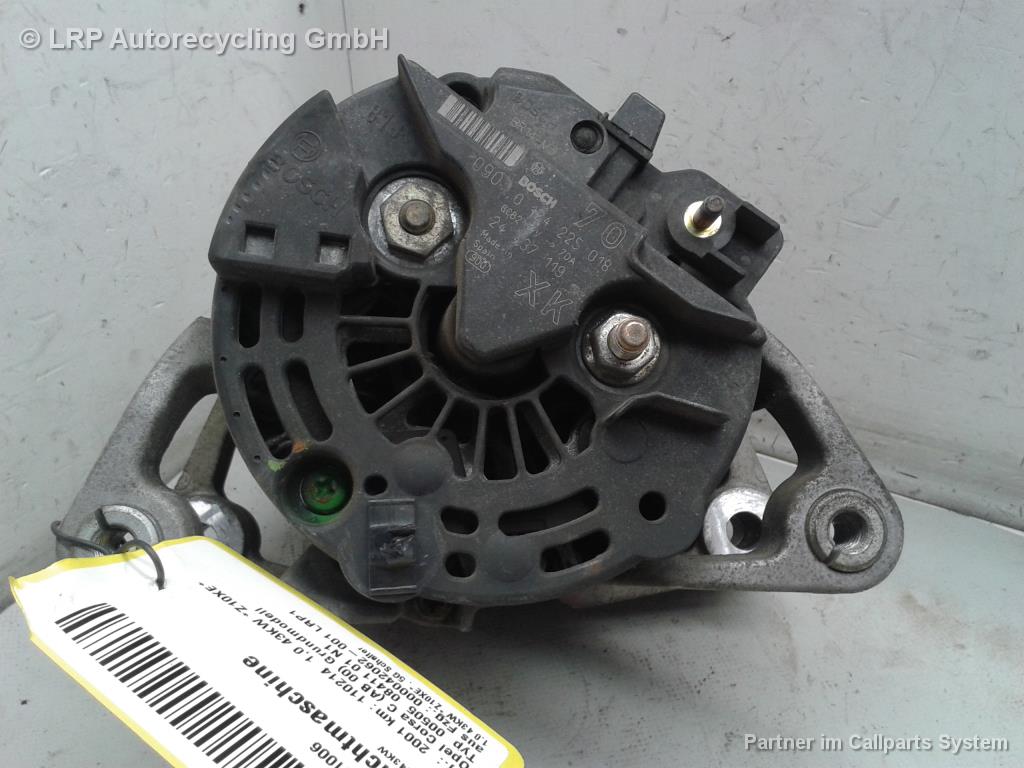 Opel Corsa C original Lichtmaschine Generator 0124225018 BOSCH BJ2001