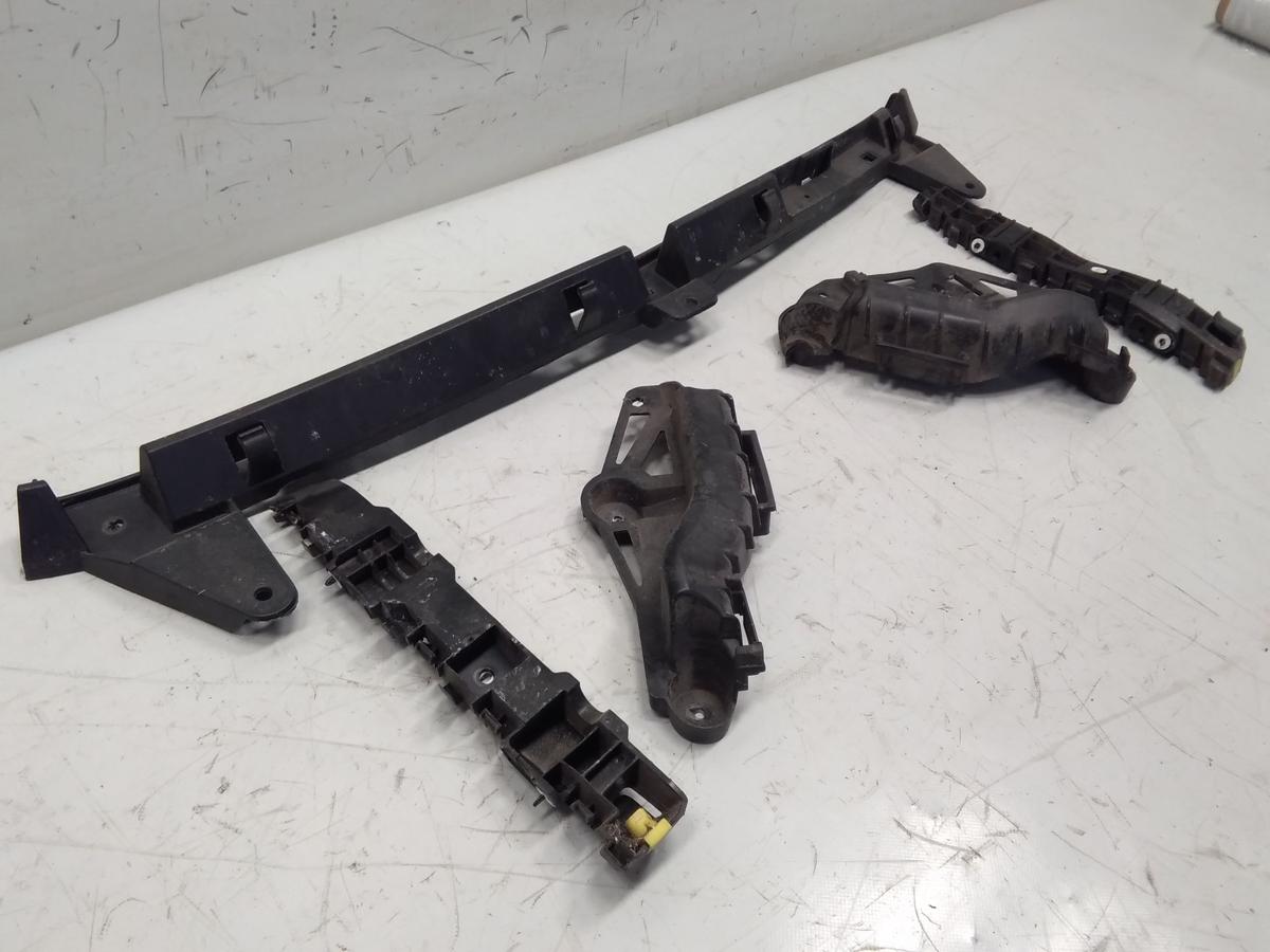 Opel Corsa E original Satz F&uuml;hrungen Halter Sto&szlig;f&auml;nger Sto&szlig;stange hinten Bj.2016