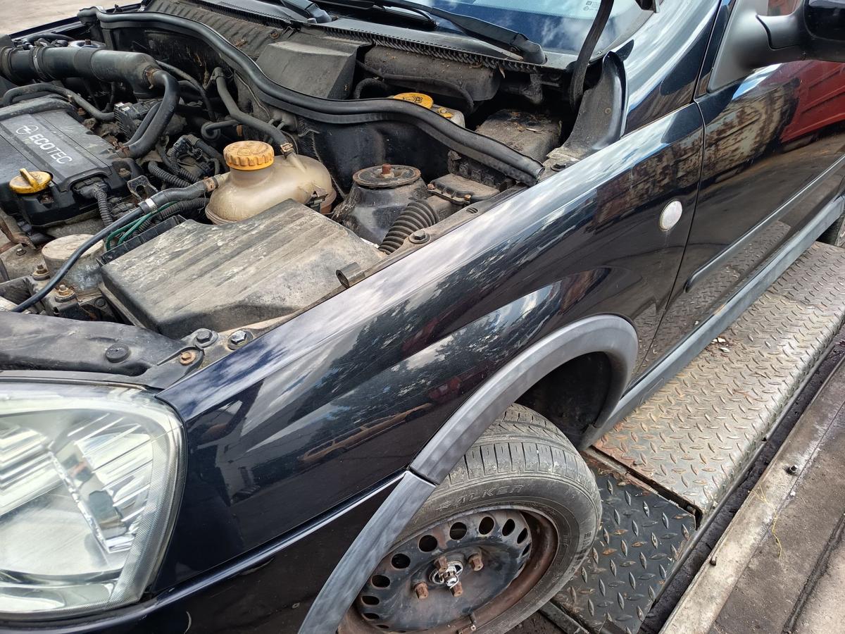 Opel Corsa C original Kotfl&uuml;gel links Seitenteil Z20R Saphirschwarz Bj 2003
