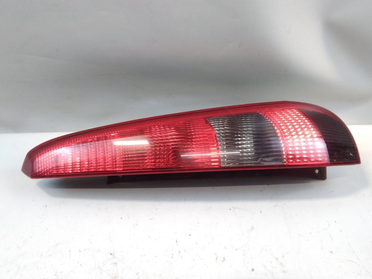 Ford Fiesta JH original R&uuml;ckleuchte Heckleuchte rechts 5-T&uuml;rer Bj.2003