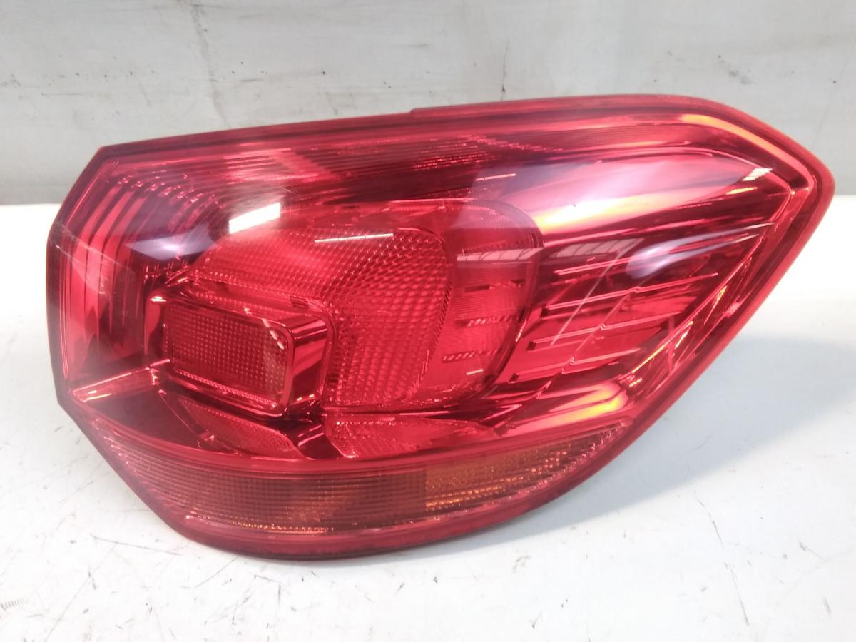 Opel Astra J Sports Tourer orig.R&uuml;ckleuchte Schlussleuchte rechts aussen BJ2011