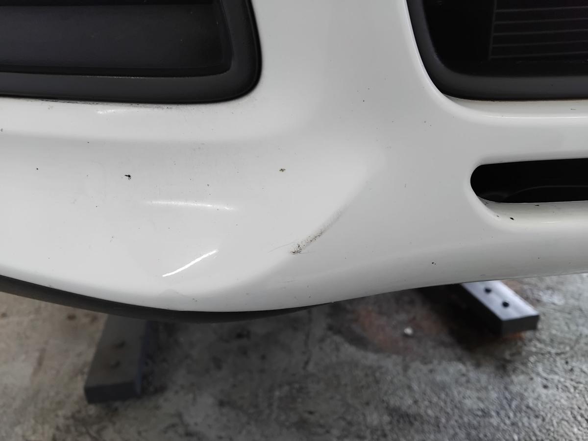 Ford Focus 3 DYB original Sto&szlig;stange Sto&szlig;f&auml;nger vorn frostweiss BJ2013