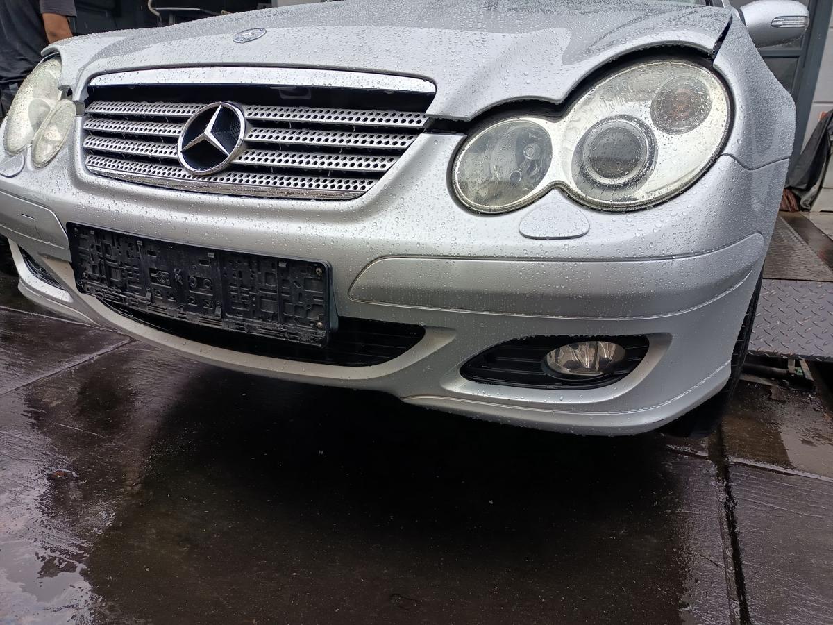Mercedes CL203 Coupe orig Stoßstange vorn Stoßfänger SRA NSW 775 Silber Bj 2006