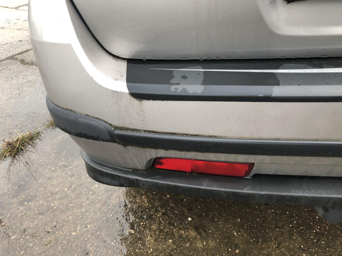 Suzuki Ignis Typ MH Stossf&auml;nger hinten Bumper Stossstange silber Hecksch&uuml;rze