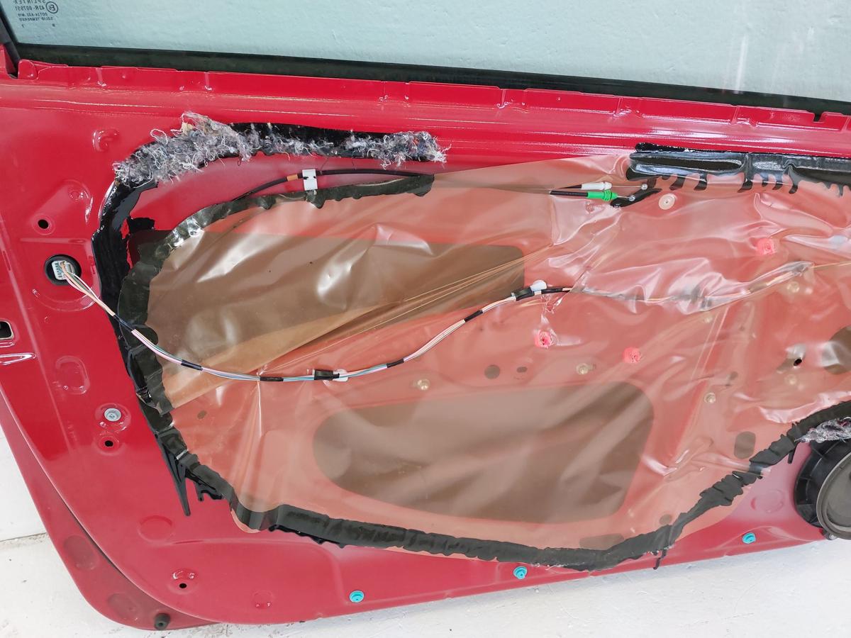 Toyota Yaris XP9 T&uuml;r vorn links Fahrert&uuml;r nur f&uuml;r 3 t&uuml;rer 3P0 Super Red