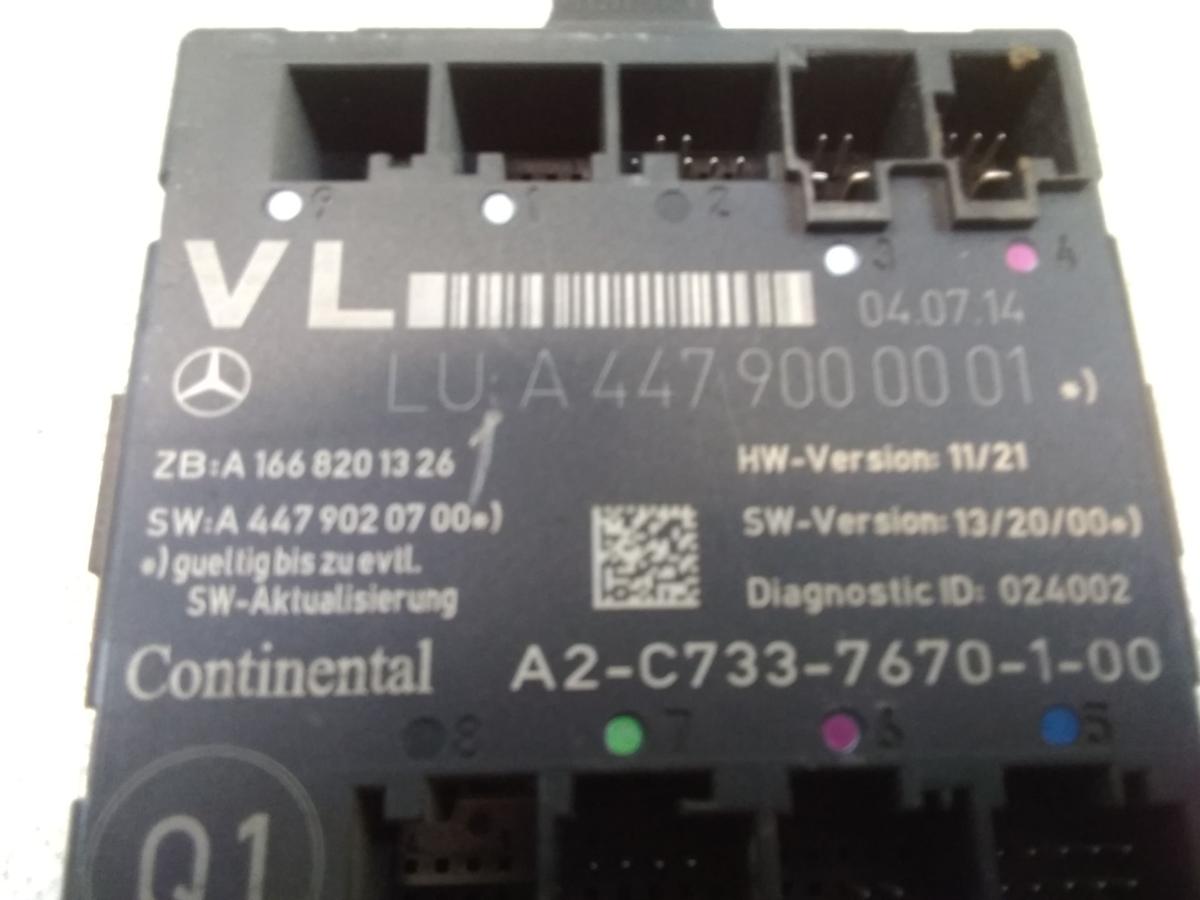 Mercedes Vito 111CDI 447 original T&uuml;rsteuerger&auml;t vorn links A4479000001 Bj.2014