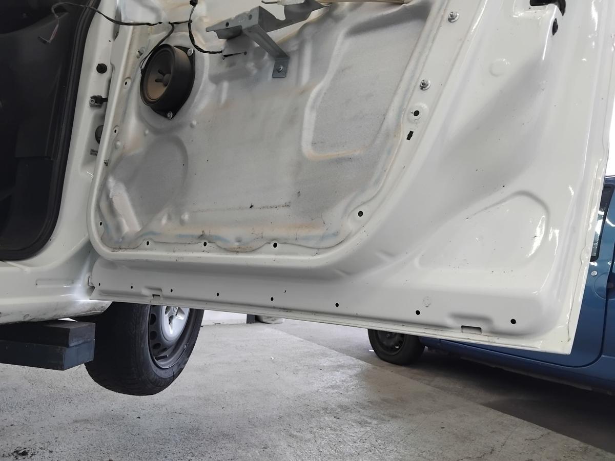 Opel Combo D Kasten Tür vorn rechts Beifahrertür 5PU Polarweiss 249 BJ2014