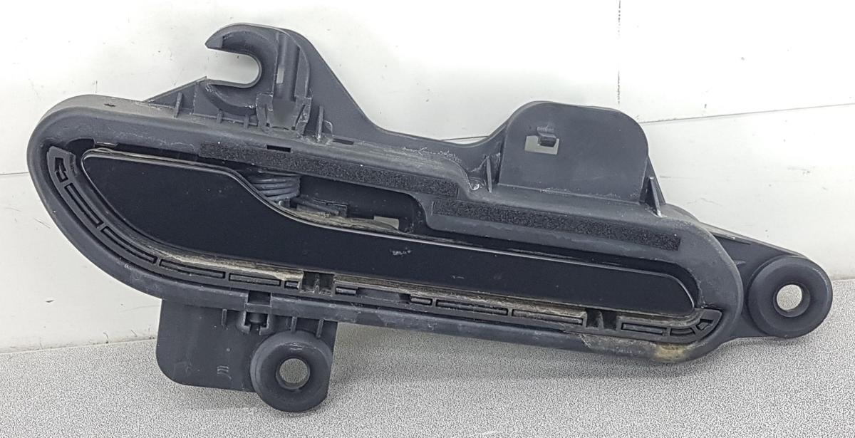 Tesla Model Y T&uuml;rgriff hinten rechts 1528115-00-D Bj22 schwarz passt auch vorn