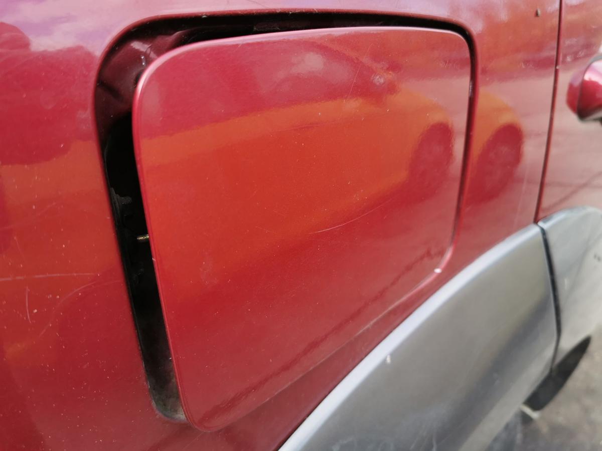 Kia Sorento JC Tankklappe Tankdeckel Tankverschluss