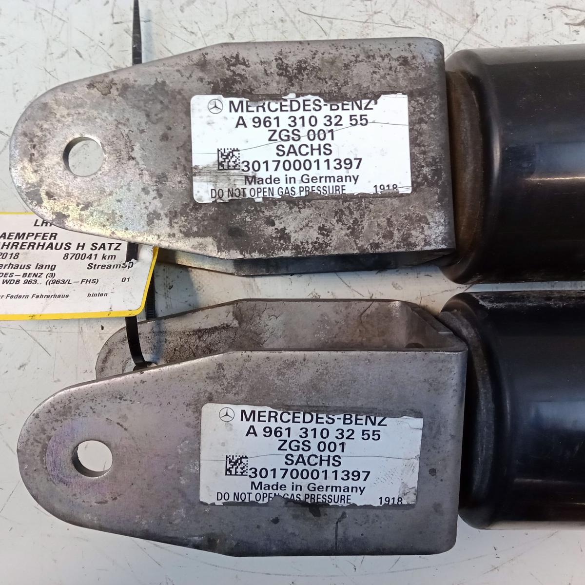 Mercedes Actros MP4 Typ 963 original Satz D&auml;mpfer Fahrerhaus hinten Bj.2018