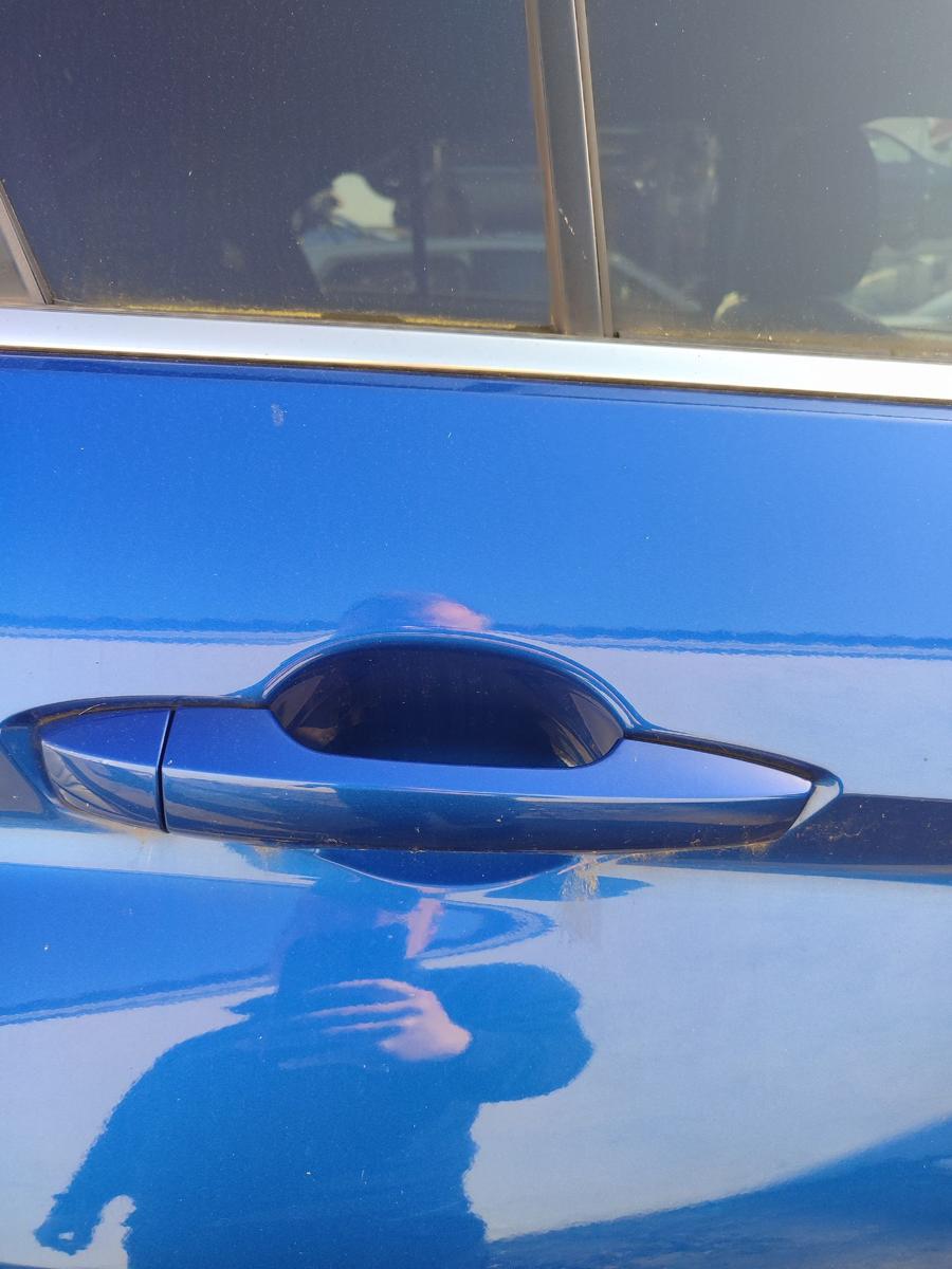 Mitsubishi Eclipse Cross original T&uuml;r rechts hinten D06B blau T&uuml;rscheibe