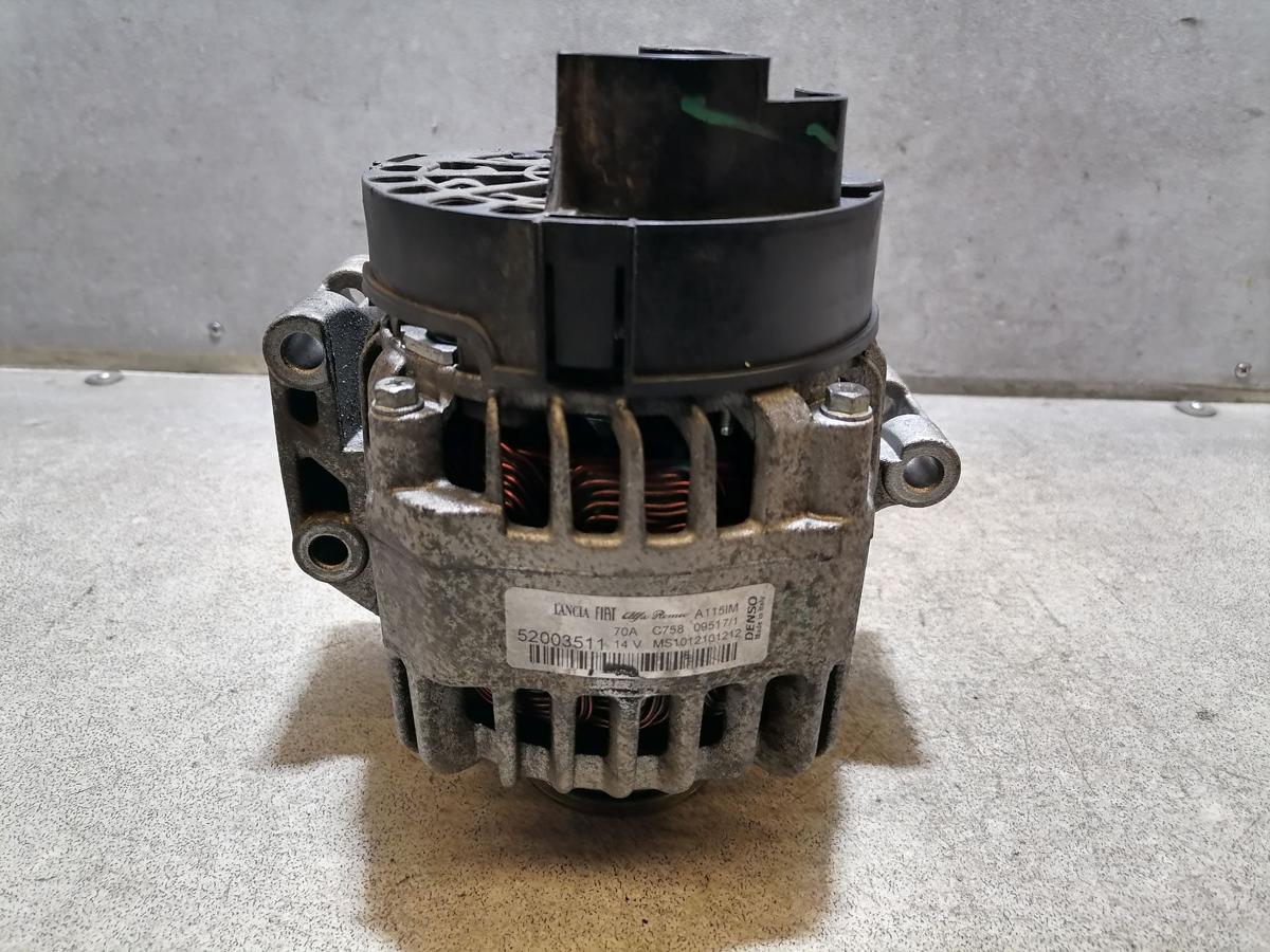 Opel Combo D Lichtmaschine 52003511 Generator Denso 70AH 1.3D 70KW BJ17