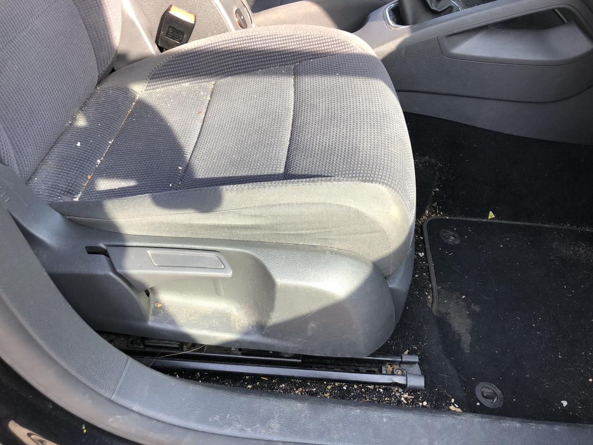 VW Jetta 1K Sitz vorn rechts Beifahrersitz Stoff mit Heizung Autositz