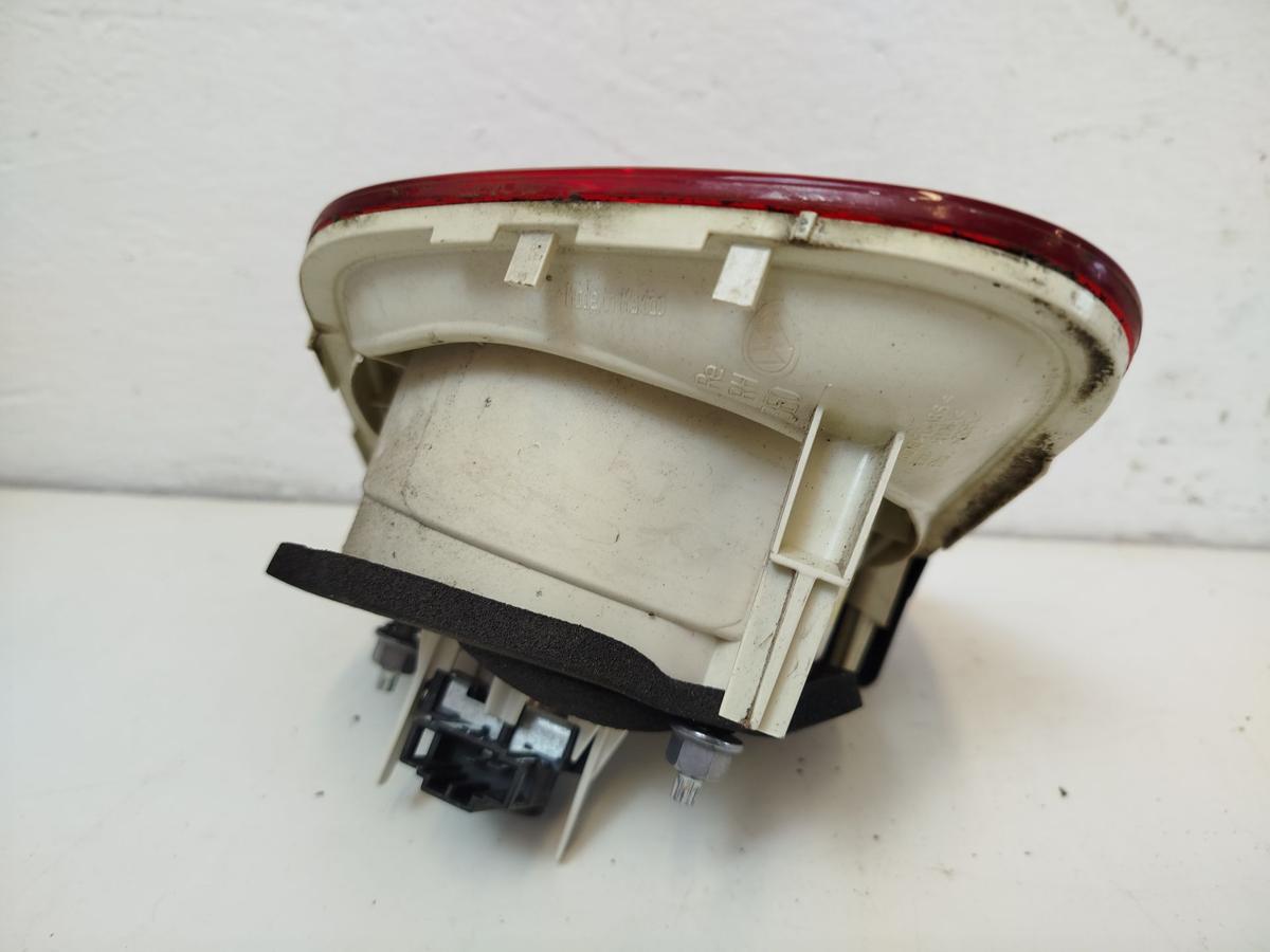 VW Jetta 1K R&uuml;ckleuchte innen rechts R&uuml;cklicht Heckleuchte Innenteil Heckklappe