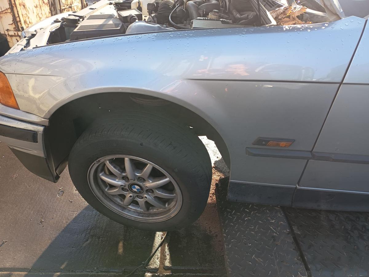 BMW 3er E36 Compact Bj 1997 original Kotflügel links Fahrer 309 Arktissilber