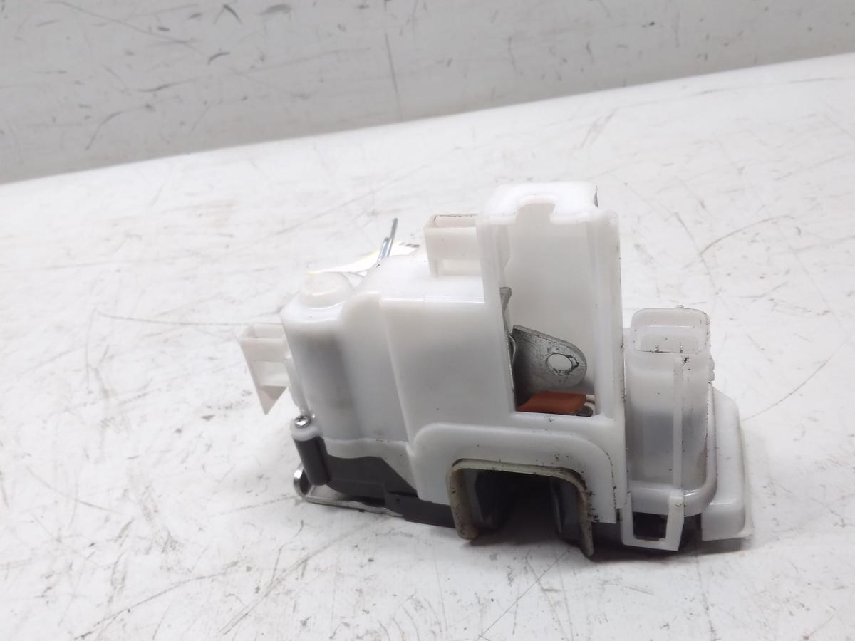 Opel Combo D original T&uuml;rschlo&szlig; vorn rechts mit Zentralverriegelung Bj.2014