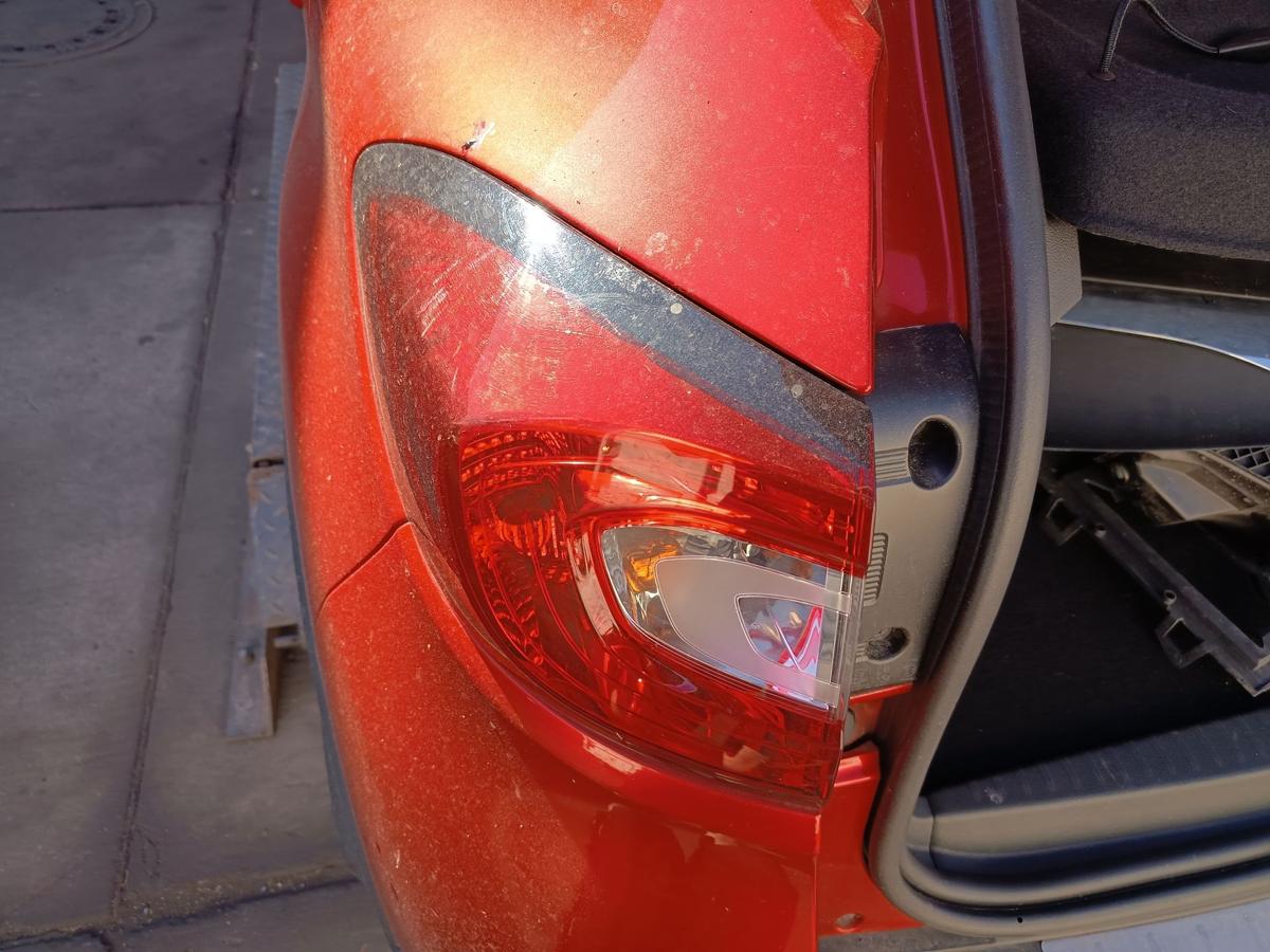 Renault Captur original R&uuml;ckleuchte links aussen Baujahr 2016