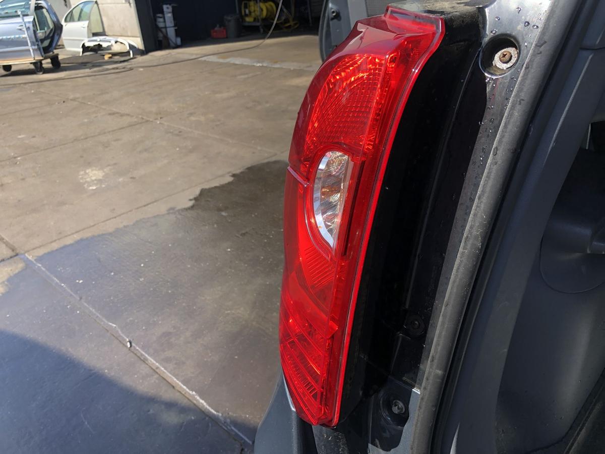 Mitsubishi Colt Z30 original Rückleuchte links Heck/Schluss/Licht Bj 2009