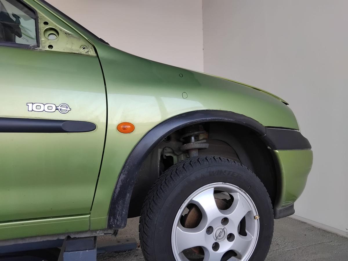 Opel Corsa B original Kotflügel vorn rechts 49L kiwigrünmetallic BJ2000