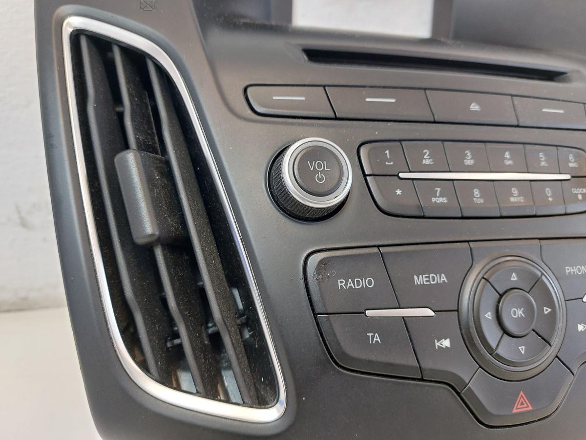 Ford Focus DYB CEW Turnier Radiobedienung Bedienteil Radio OEM