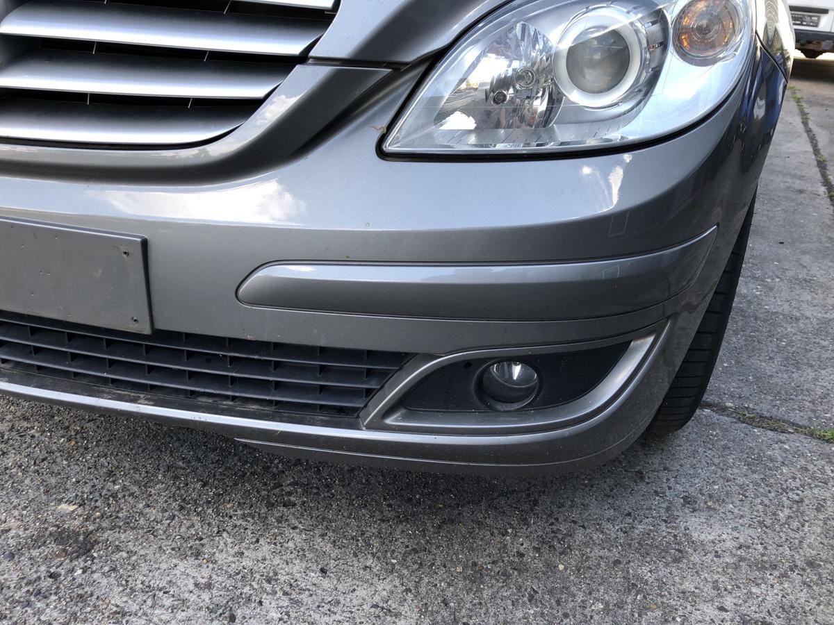 Mercedes B Klasse W245 Stoßfänger vorn Frontschürze mit Nebel 748 Kometgrau