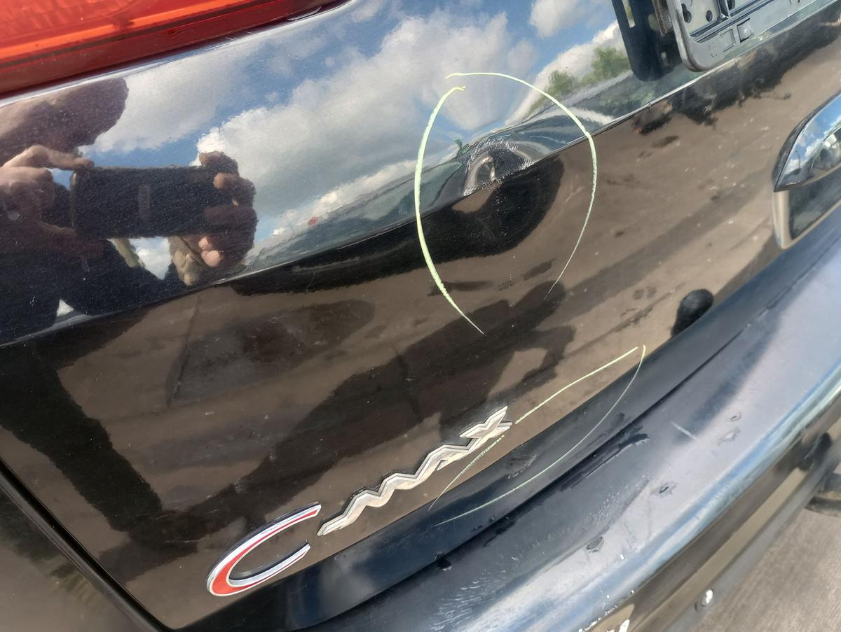Ford Grand C-Max II orig Heckklappe mit Scheibe Kofferraum Schwarz Bj 2012