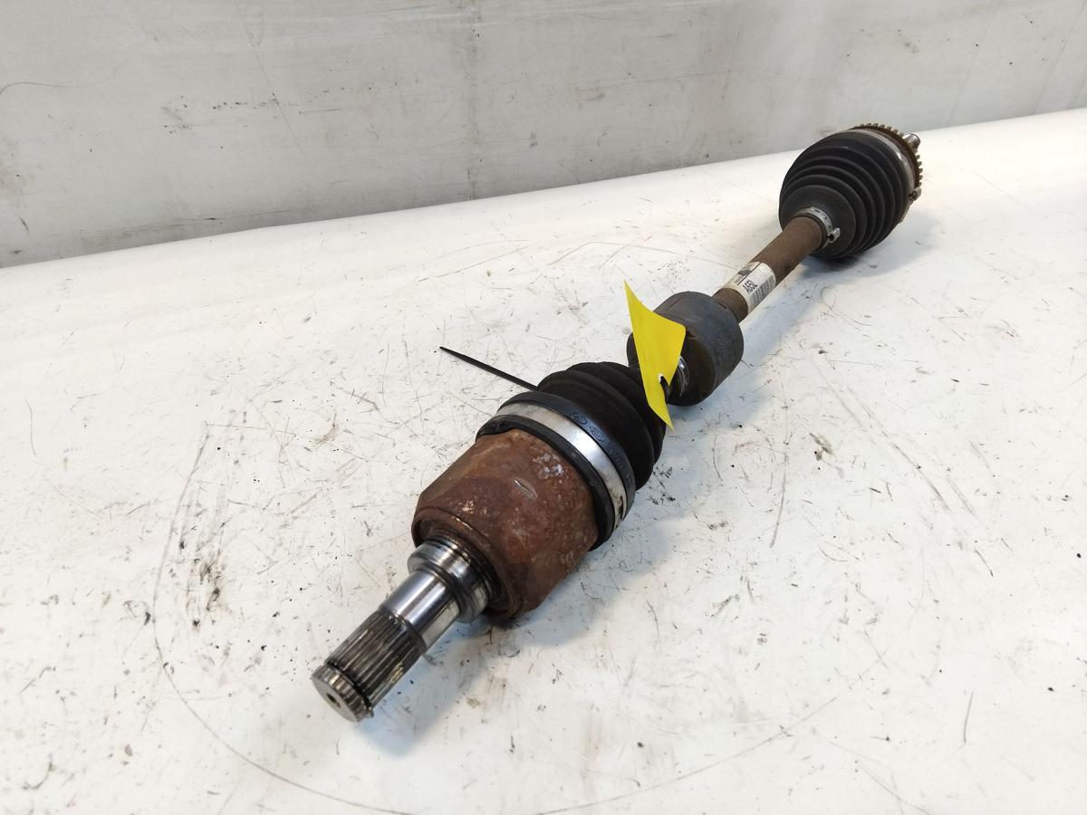 Hyundai i30 GD orig Antriebswelle Gelenkwelle vorn links 1.6CRDi 100kw BJ2015