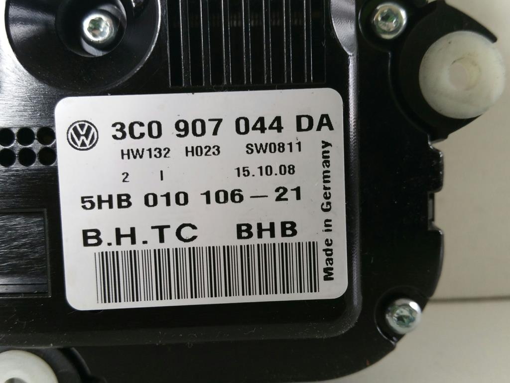 VW Passat 3C Bj.07 orig. Klimabedineteil Klimaautomatik 3C0907044DA