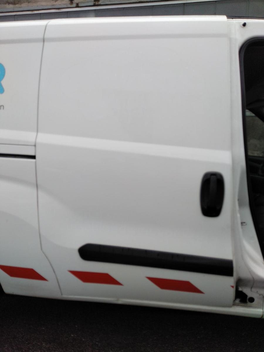 Opel Combo D Schiebetür rechts Kastenwagen polarweiss 249 Bj.2014