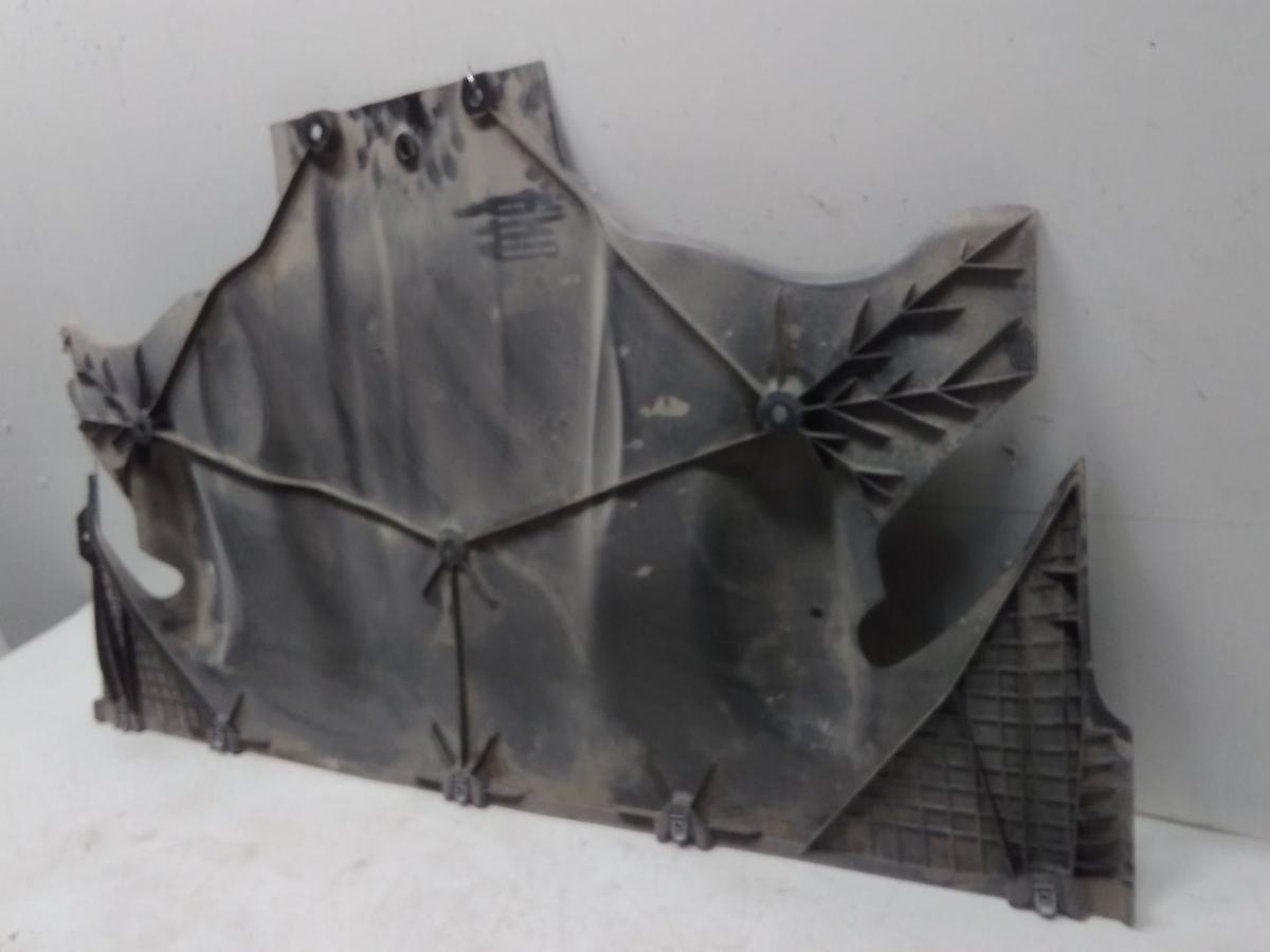 Tesla Model Y RWD original Motorunterschutz Heckmotor Plastikunterschutz Hinterachse BJ2023