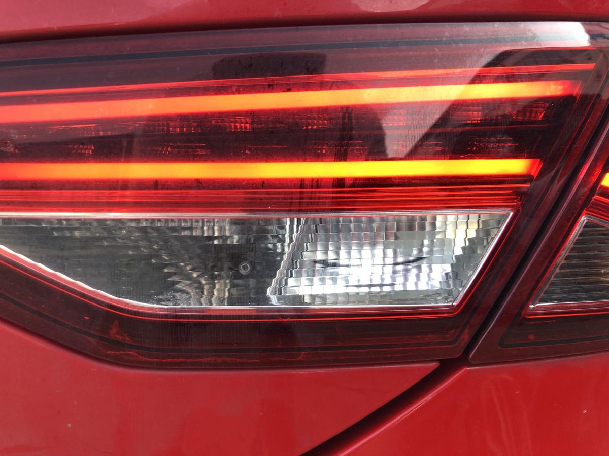 Seat Leon 5F R&uuml;ckleuchte innen rechts Heckklappenteil LED Heckleuchte R&uuml;cklicht