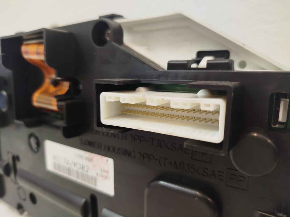 Nissan Qashqai J11 Kombiinstrument Tacho 1.2 85kw Automatik CVT 77tkm