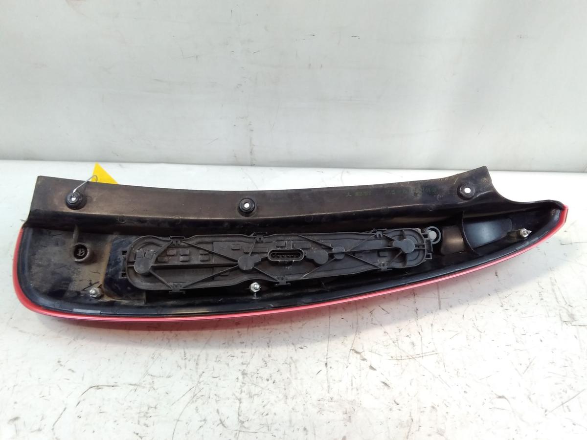 Mitsubishi Colt Z30 original Rückleuchte Heckleuchte links 5-türig BJ2004