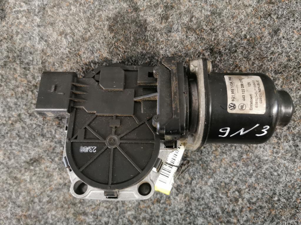 VW Polo 9n3 BJ 2007 Wischermotor vorn 6Q1955113A Bosch