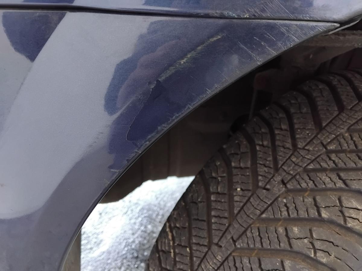 Kia Carens II original Stossf&auml;nger Sto&szlig;stange vorn 1C Imperial Blue BJ2002