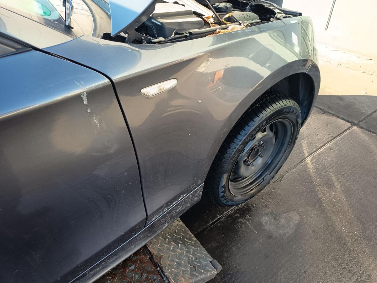 BMW E87 original Kotfl&uuml;gel rechts Seitenteil A22 Sparkling graphite Bj 2005