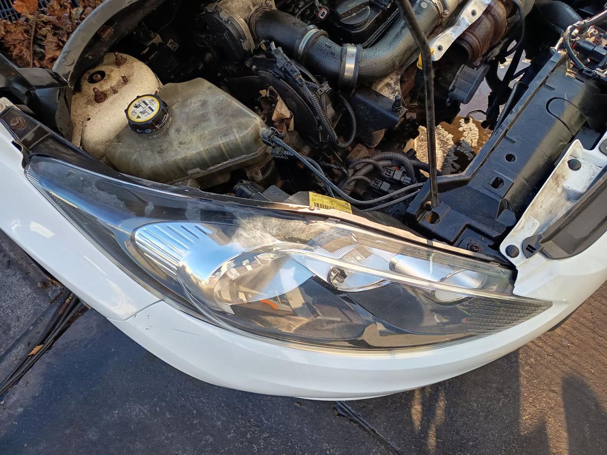 Ford Fiesta VII original Scheinwerfer rechts Halogen/Haupt/Licht/Front Bj 2011