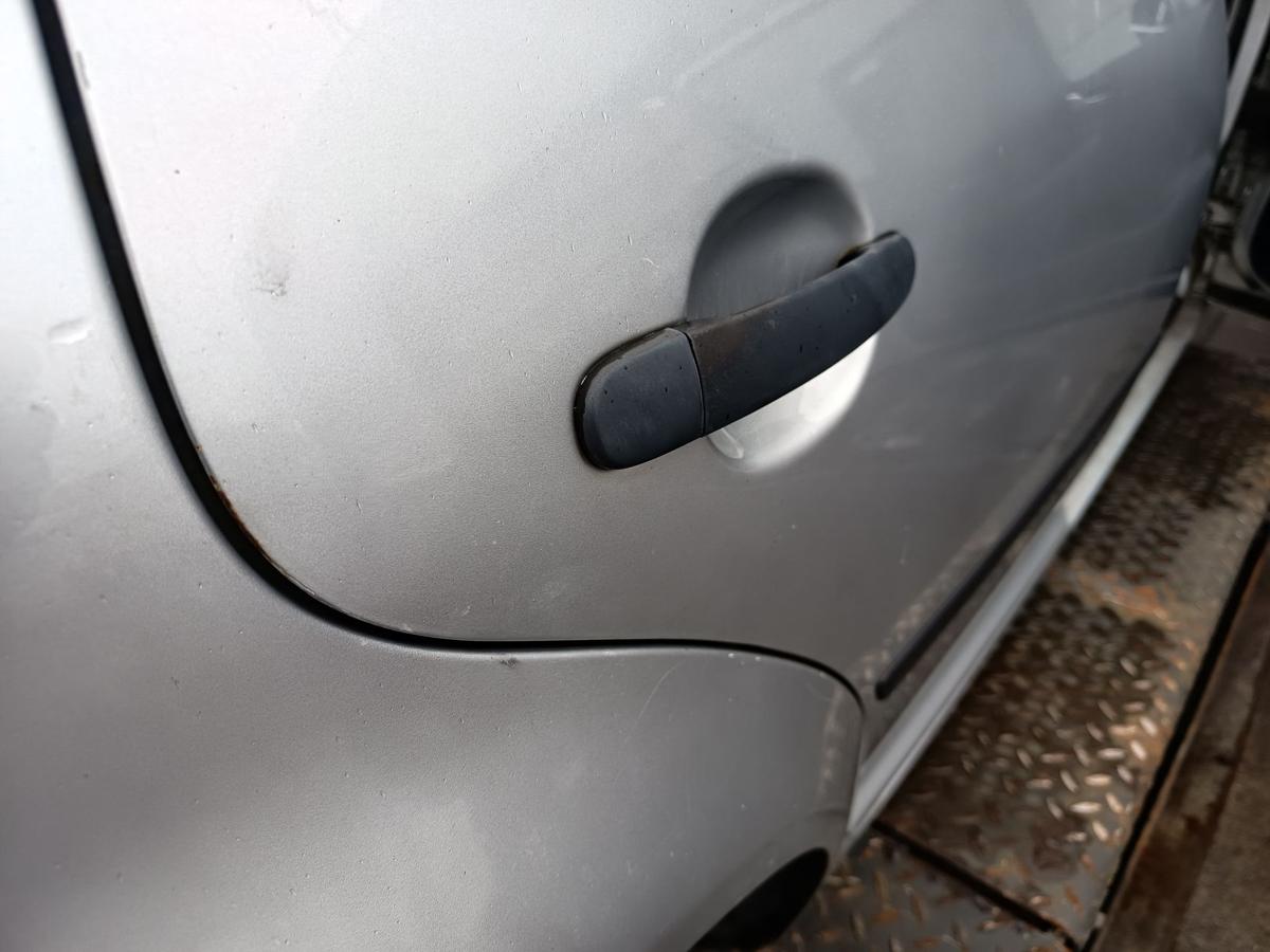 VW Golf IV Variant original T&uuml;r hinten rechts Fond A7W Reflexsilber Bj 2003