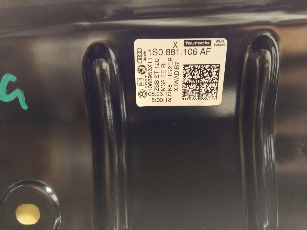 Skoda Citigo orig.Sitz vorn rechts Beifahrersitz Stoff dunkelgrau 3-t&uuml;rig BJ2012