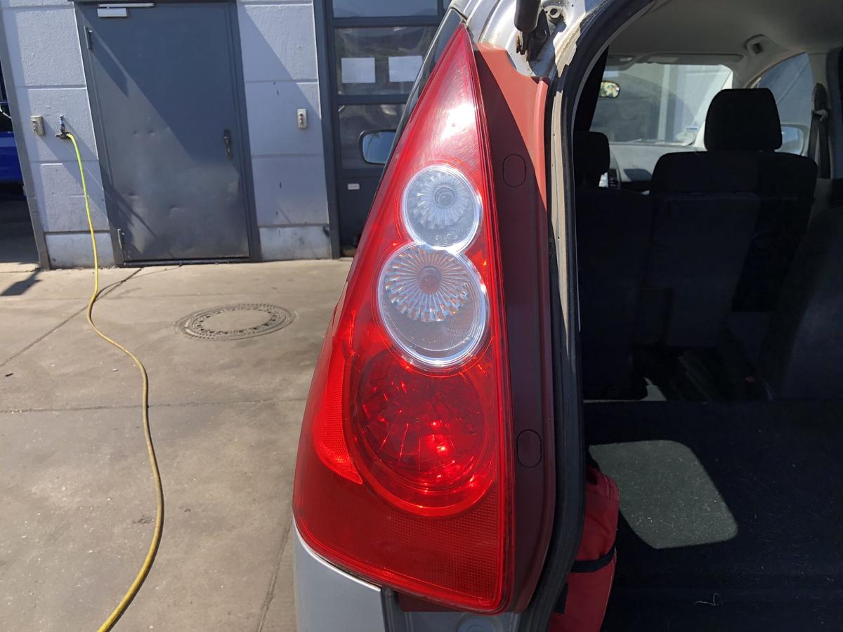 Mazda 5 original Rückleuchte links Heck/Schluss/Licht Bj 2006