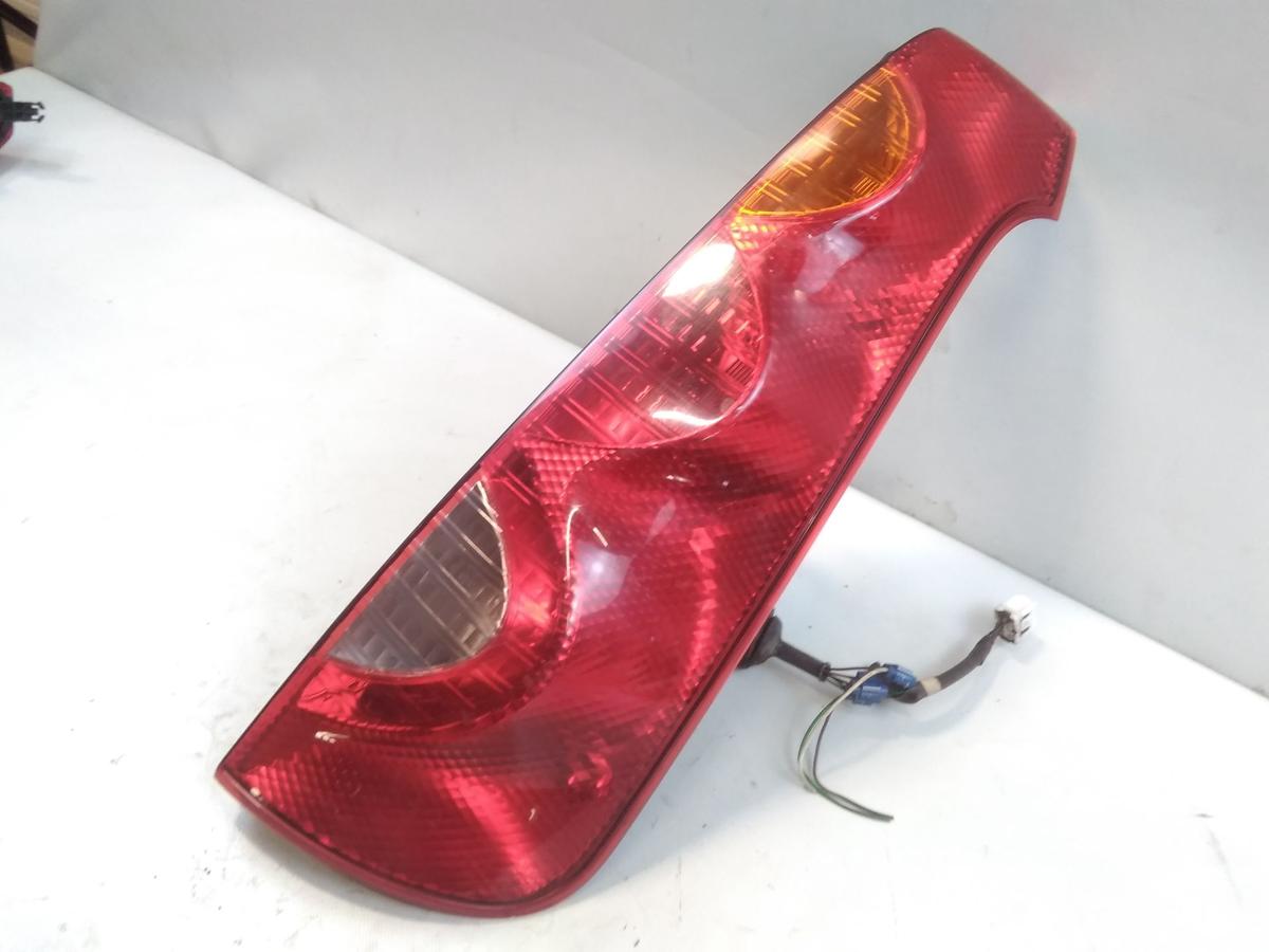 Nissan Note E11 original R&uuml;ckleuchte Heckleuchte rechts BJ2006